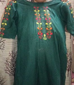 Embroidered Kurti Set With Dupatta
