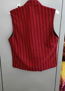 Stylish Boys&#39; Red Striped Waistcoat