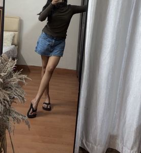 Brown Ribbed Mock Neck Top