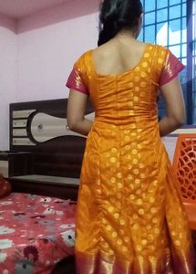 Anarkali Kurti