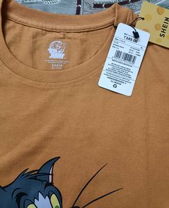 Tom and Jerry Graphic Tee