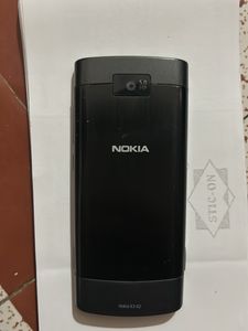 Nokia X3 02