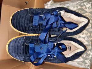 Pink &amp; Blue Velvet Lee Cooper Shoes