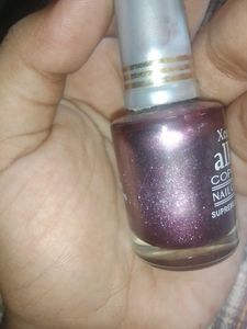 NEW NAIL POLISH GLITTERING ONE