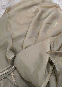 Elegant gold crush saree