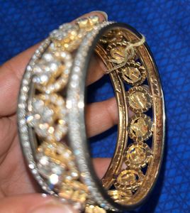 bangle