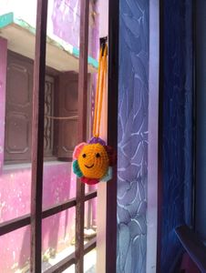Crochet Smiling Flower Hanger