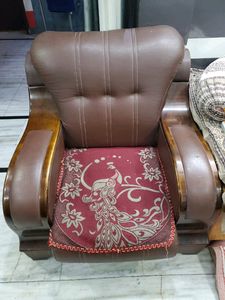Sofa Set 3+1+1 With Tears In The Main Sof