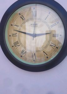 Hunk Quartz Wall Clock