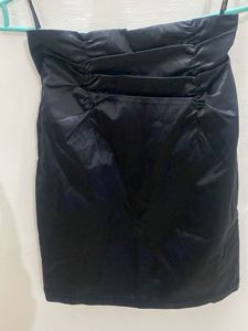 Chic Black Mini Skirt