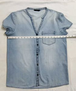 ONLY Denim V- Neck Shirt