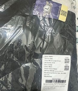 TRIPR Black T-Shirt - Size L