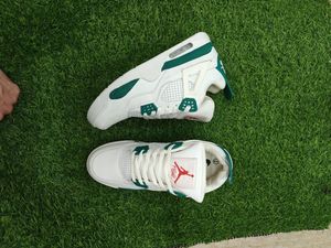 Nike Retro 4 White Shoes