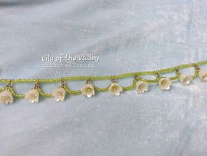 Handmade Lily Flower Green Beaded Lace Necklace