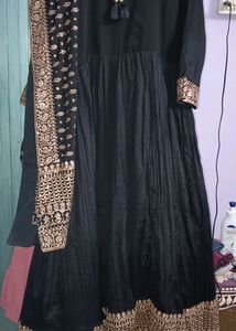 Black Ethnic Gown With Belt And Heavy Dupatta