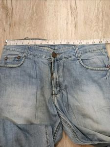 Sc3694 Qvite Light Wash Jeans Size 34