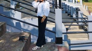 Lace Detail Peasant Top