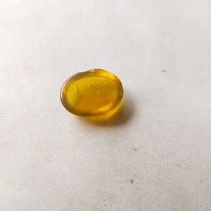 11.85 CTS Yellow hakik Gemstone/पीला हकीक