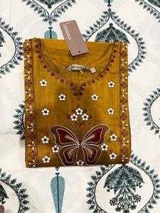 Elegant Embroidered Kurta