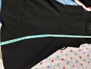 Black Sleeveless Dress