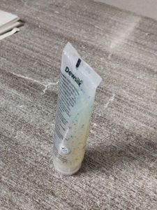New Facewash For Men And Women Both