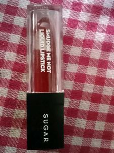 SUGAR Lipstick Shade:17 (Firey Berry)