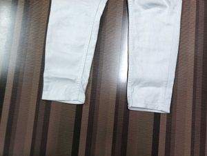 JK-17 Size-32 (Sale) Latest Ladies high waist Jean