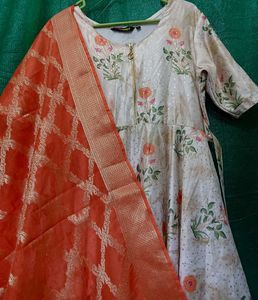 Floral😍Print Anarkali with Dupatta