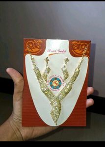 Sparkling Gold Jewelry Set