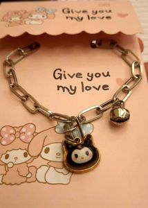 BRACELET