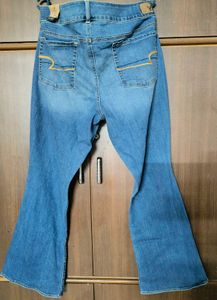 👖 American Eagle "Artist" Flare Jeans