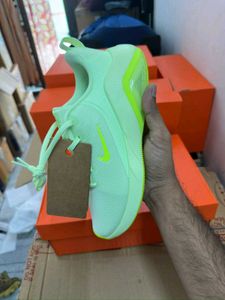 Nike Air Zoom Trainers