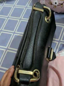 Elegant Black Handbag