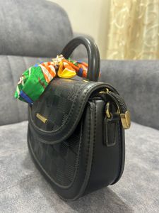 Cute Tie Ribbon Handbag