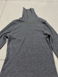 Gray Turtleneck Long Sleeve Top