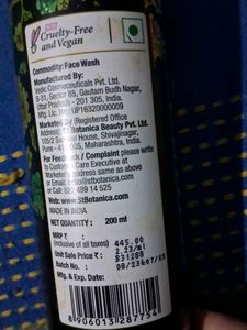 St.botanica Face Wash