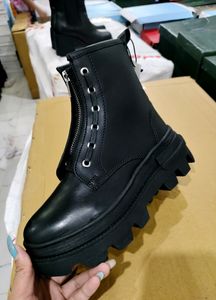 Yourturn Boots