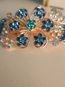 Floral Crystal Hair Clip