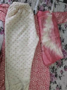 Elegant Pink Kurta Set