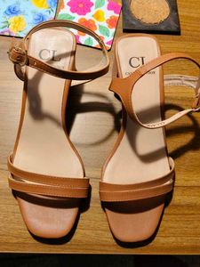 Combo Carlton London Sandals And Hnm