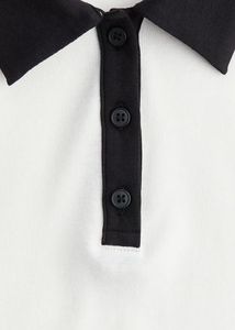 New H&amp;M White Top with Black Color-Blocked Collar
