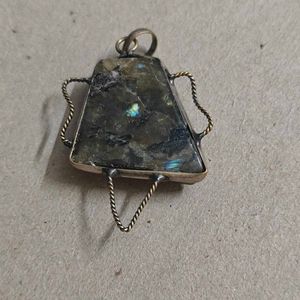 Labradorite Pendant