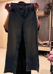 Wide-Leg Jeans