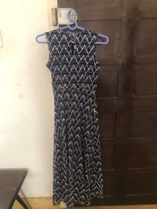 Printed Dark Blue Gown👗