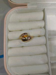 Gold Tone Fashion Ring
