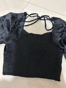 Black Knot Top