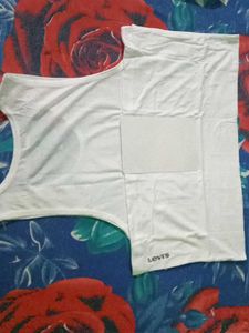 Levi's Brand New Vests Pack Of 3 Brannew