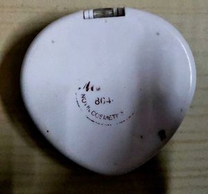 NYN Compact Powder