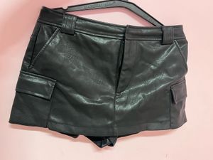 ZARA Faux Leather Skorts – Mini Skirt Look | Excel