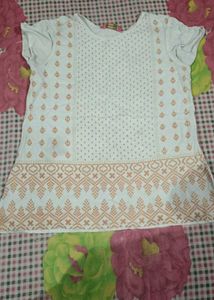 Cute patterned top